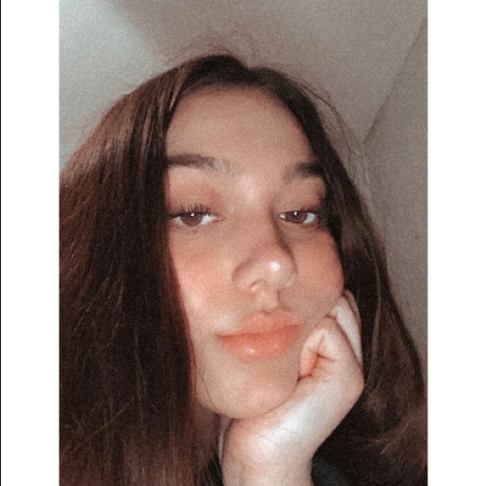 Meet your Posher, Melanie